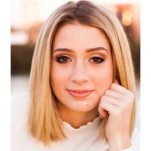 Meet your Posher, Paige